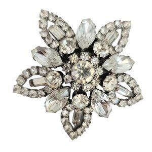 Silver Tone Clear Rhinestone Star Brooch, Pin M424